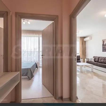 La Welcome Apartment