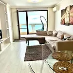 La Welcome Apartment Golden Sands